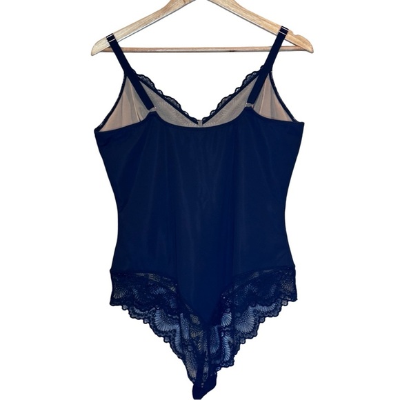 Pinsy Black Sculpting Lace shapesuit Black/nude Womens  Size XL NWT - Picture 2 of 8